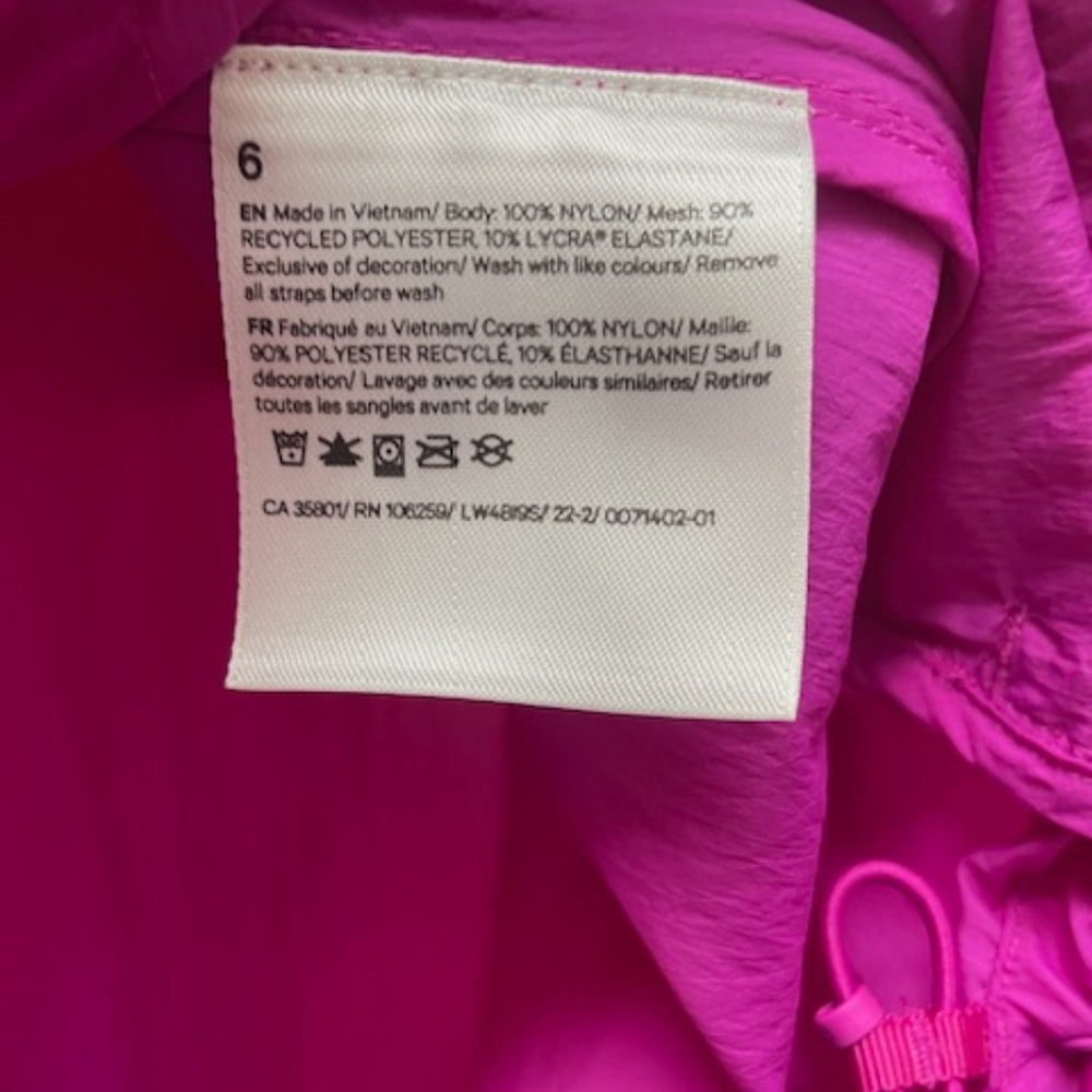 EUC Lululemon Hood Lite Packable Hooded Jacket Belt Bag - Picture 15 of 15